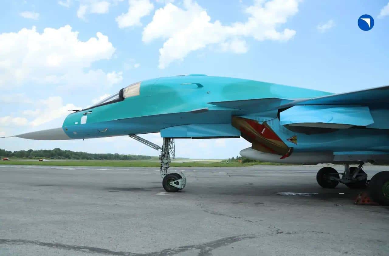 Російський бомбардувальник Су-34