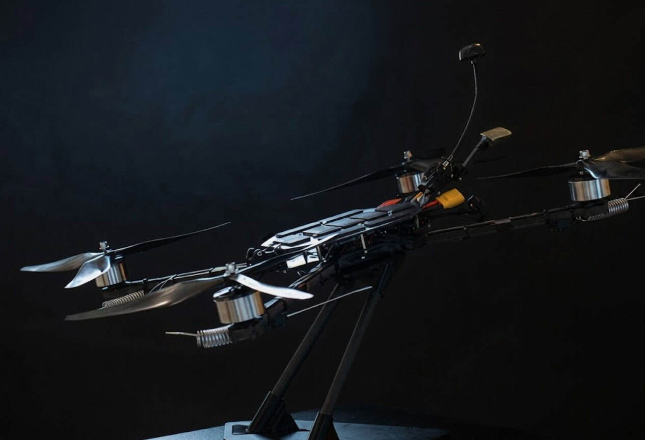 Small Ukrainian FPV Drone Breaks Through 110 km Behind Russian Lines
