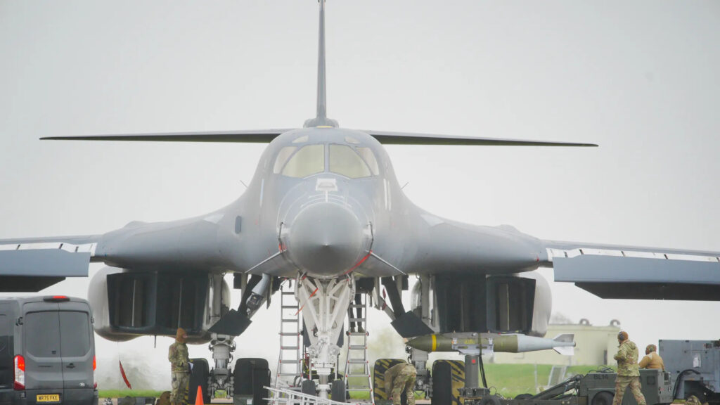 Бомбардувальник B-1 ПС США на авіабазі RAF Fairford. Березень 2026 року. Фото: Ben Birchall/PA Images