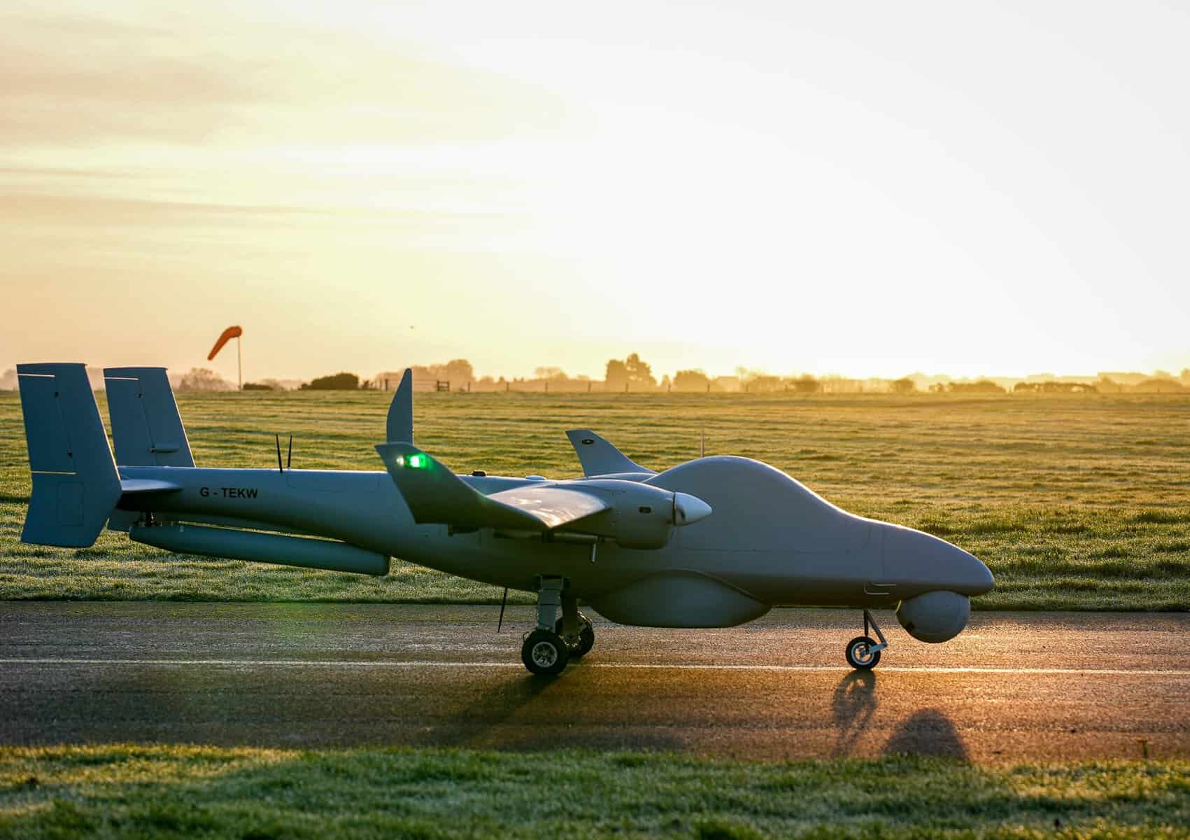 UK Buys Ukraine-Tested AR5 Reconnaissance Drones From Tekever