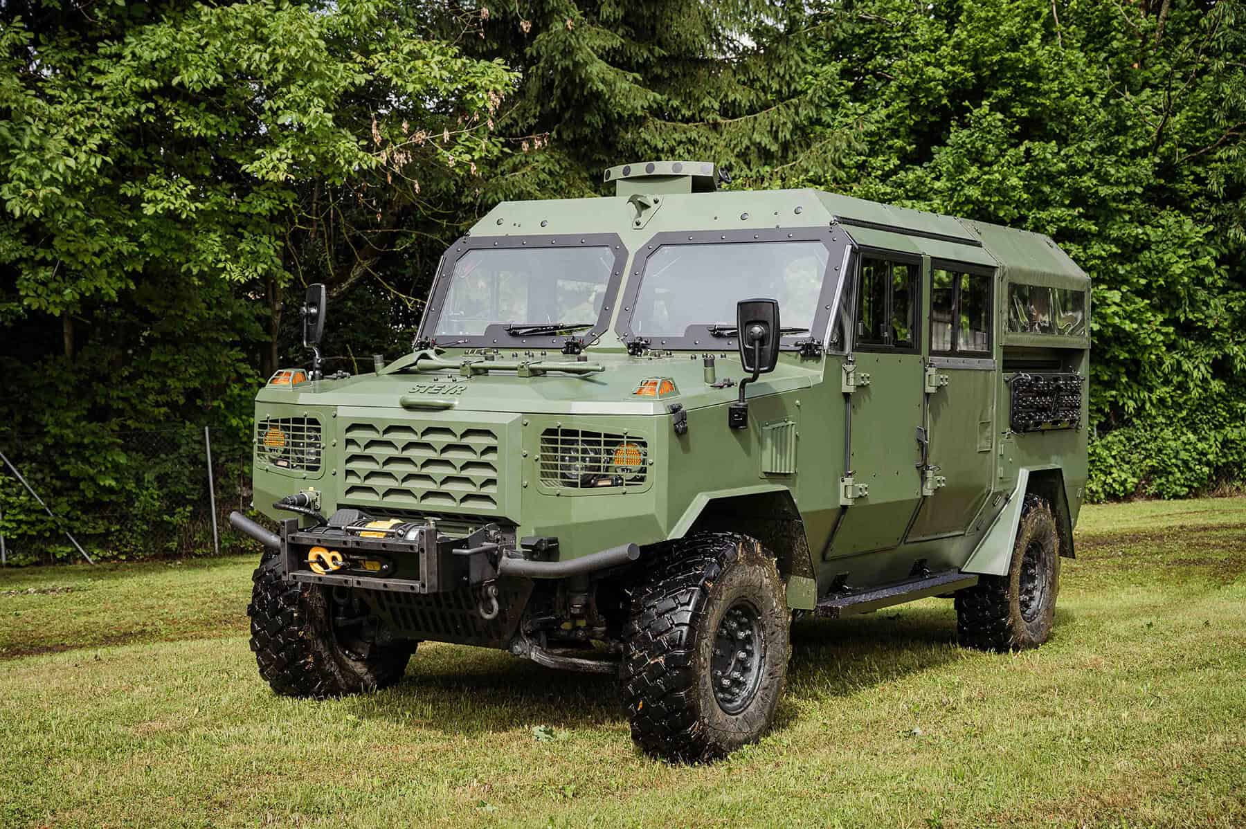 STI Steyr пропонує австрійській армії нове сімейство тактичних машин LMV-X та LTV-X