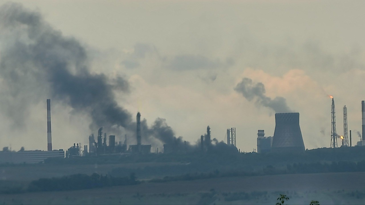 Oil Refinery on Fire in Nizhnekamsk, Russia