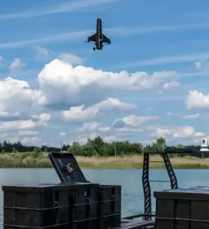 Пов’язаний із Трампом американський стартап опанував виробництво недорогих дронів-перехоплювачів, заснованих на українському дизайні