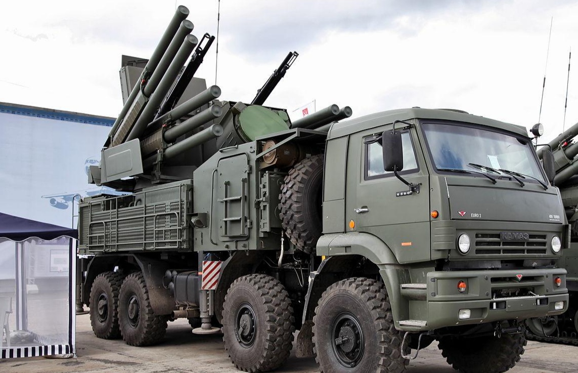 Russian Army Receives New Pantsir Missile Systems in Two Variants
