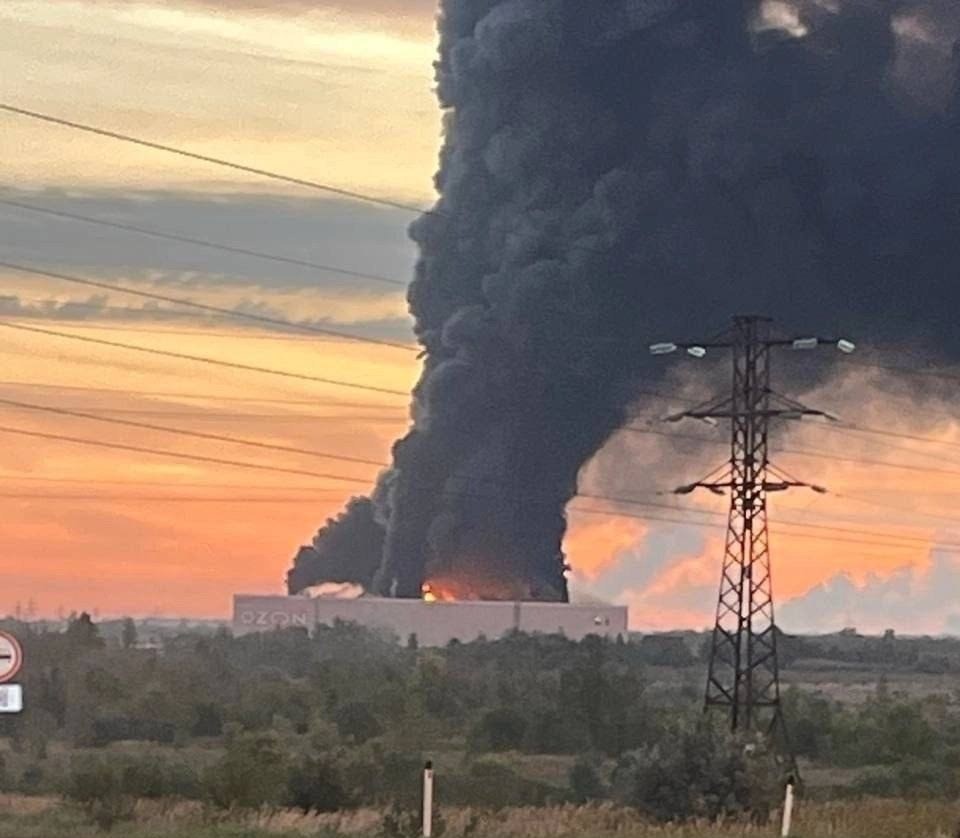 Україна вперше ударила по складу Ozon та атакувала НПЗ у Самарській області