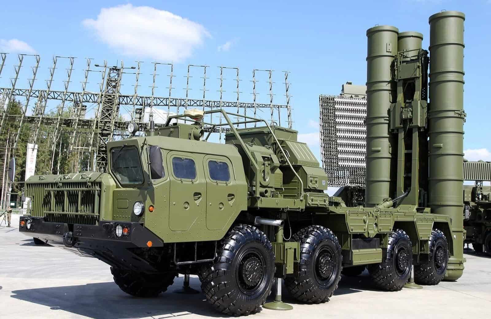 Росія переобладнала до 17 пускових установок С-400 для ударів по Україні — ГУР