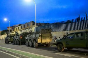 Spanish soldiers stand on the border between Ceuta and Morocco. July 30, 2026. Photo credits: REUTERS/Fabian Bimmer