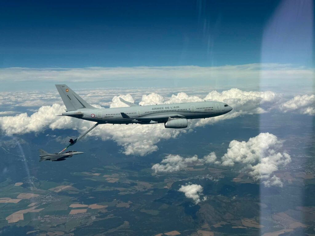 Словацькі F-16 уперше здійснили дозаправику в повітрі