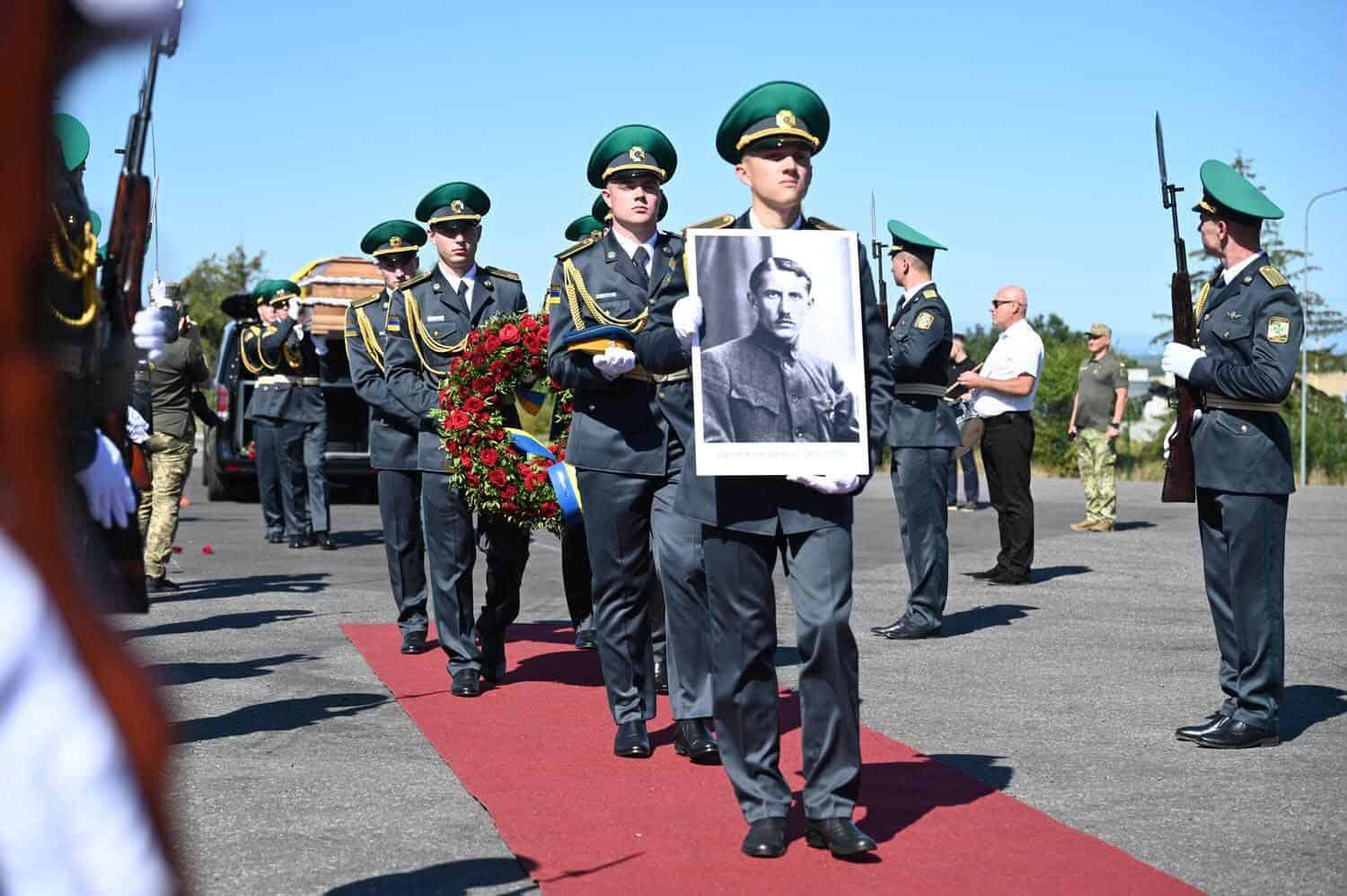 Євген Коновалець: прах полковника повернули в Україну