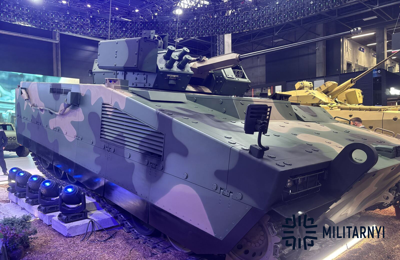 Poland Presents Heavy CBWP Infantry Fighting Vehicle