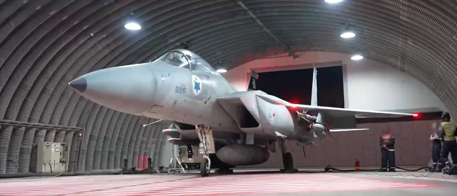 An Israeli Air Force F-15 Bazs with two SPICE 1000 munitions. June 2025. Screenshot from an OSINTtechnical video