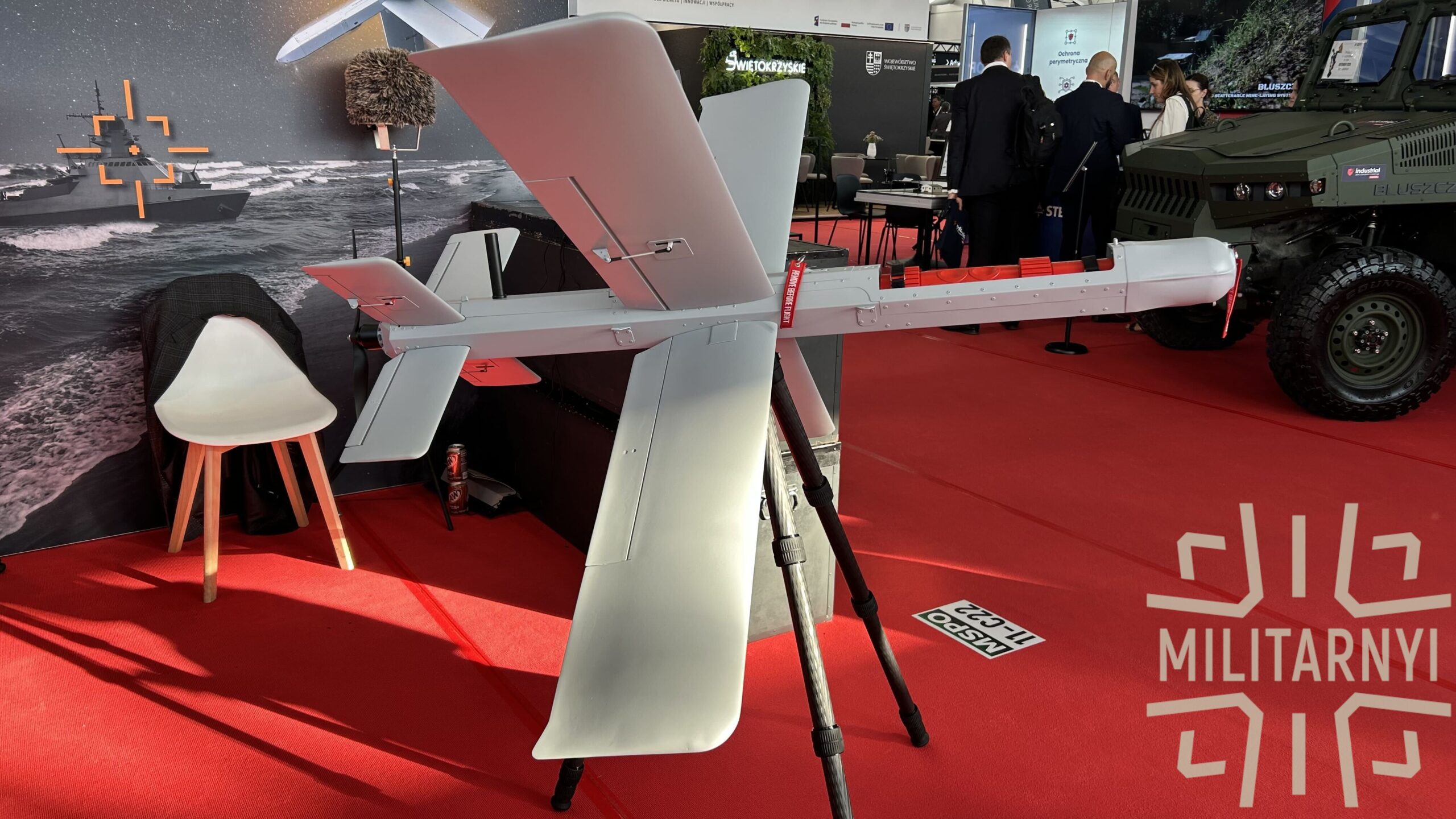 Українська Octava Defence розробила ударний дрон FLYCAT SL із дальністю понад 200 км