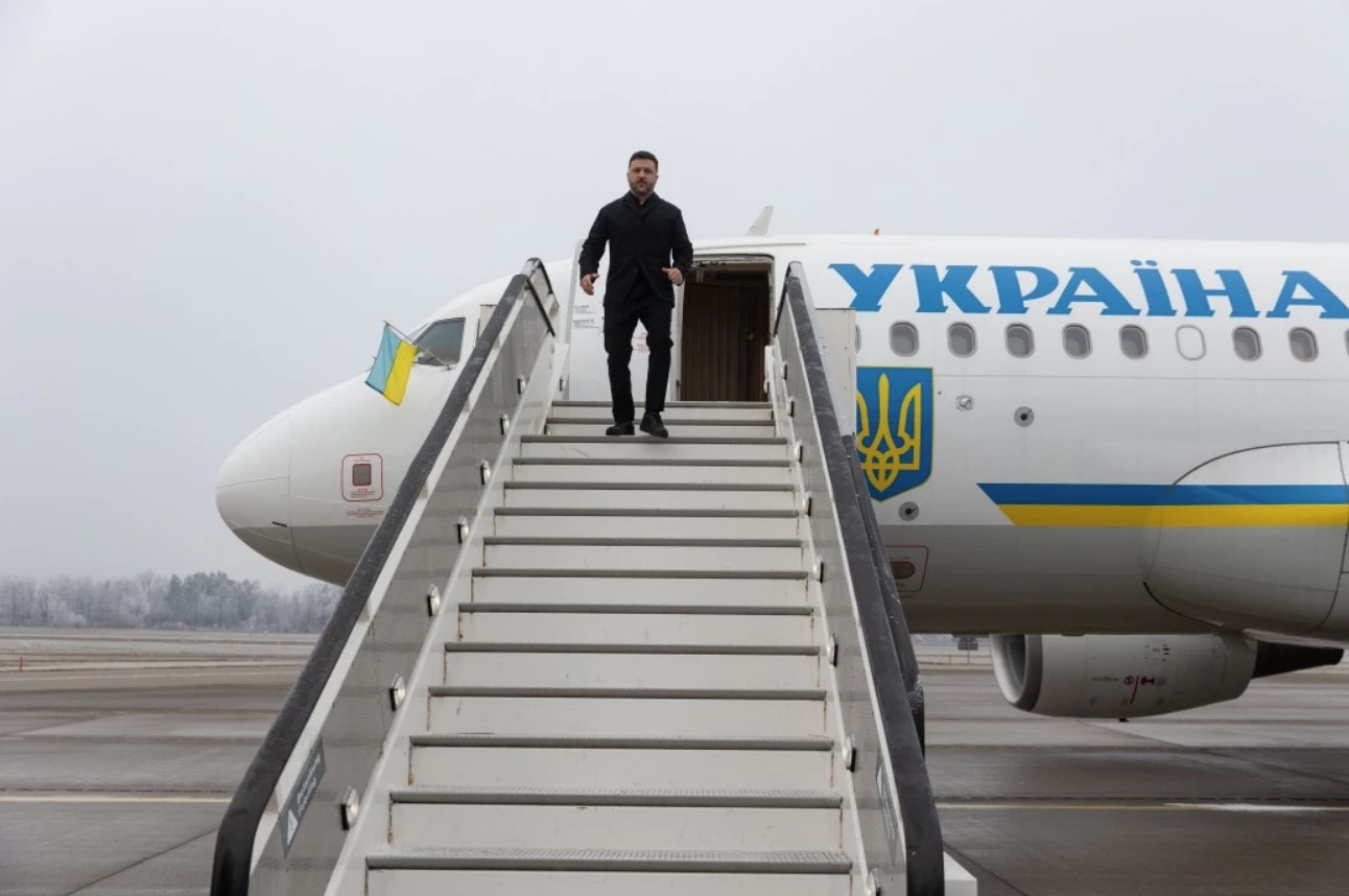 Росія двічі намагалася дронами атакувати літак Зеленського у Молдові
