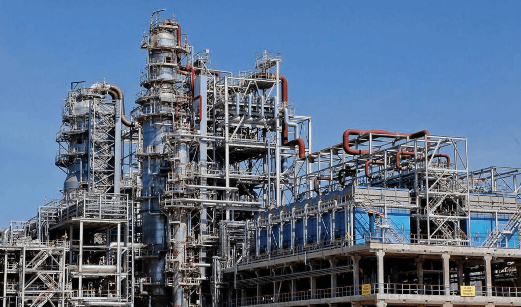 Установка первинної переробки нафти ЕЛОУ-АВТ-7 на НПЗ «ТАНЕКО» в Нижньокамську. Джерело: Kaspersky
