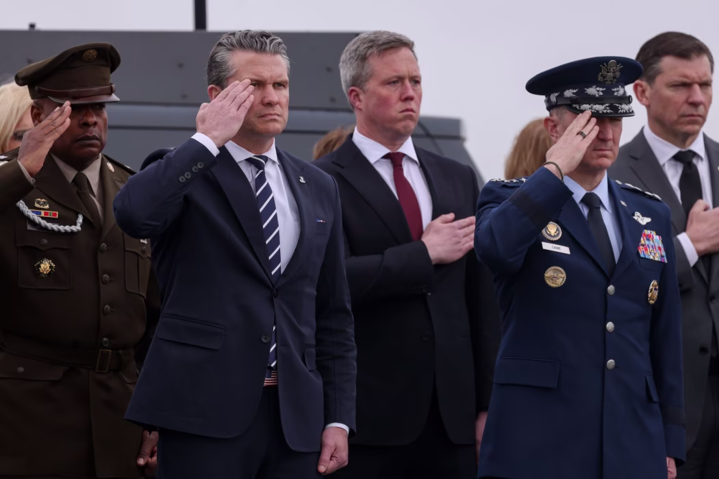 Міністр армії США Ден Дрісколл піде у відставку на тлі конфлікту з Гегсетом