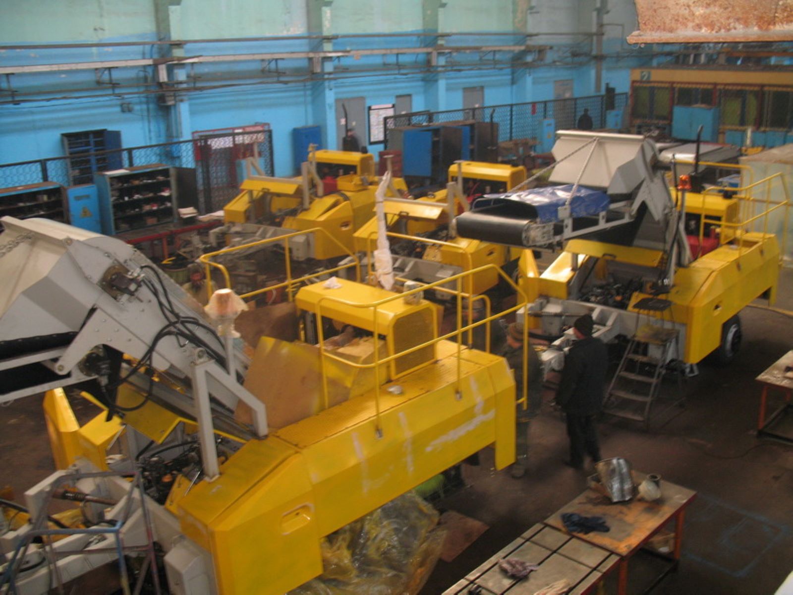 Belarusian Plant Supplies Russia With Machines for Processing Optics Used in Su-57, BELPOL Says