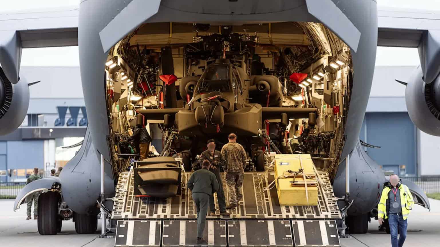 Netherlands Receives New Batch of Upgraded Apache Helicopters