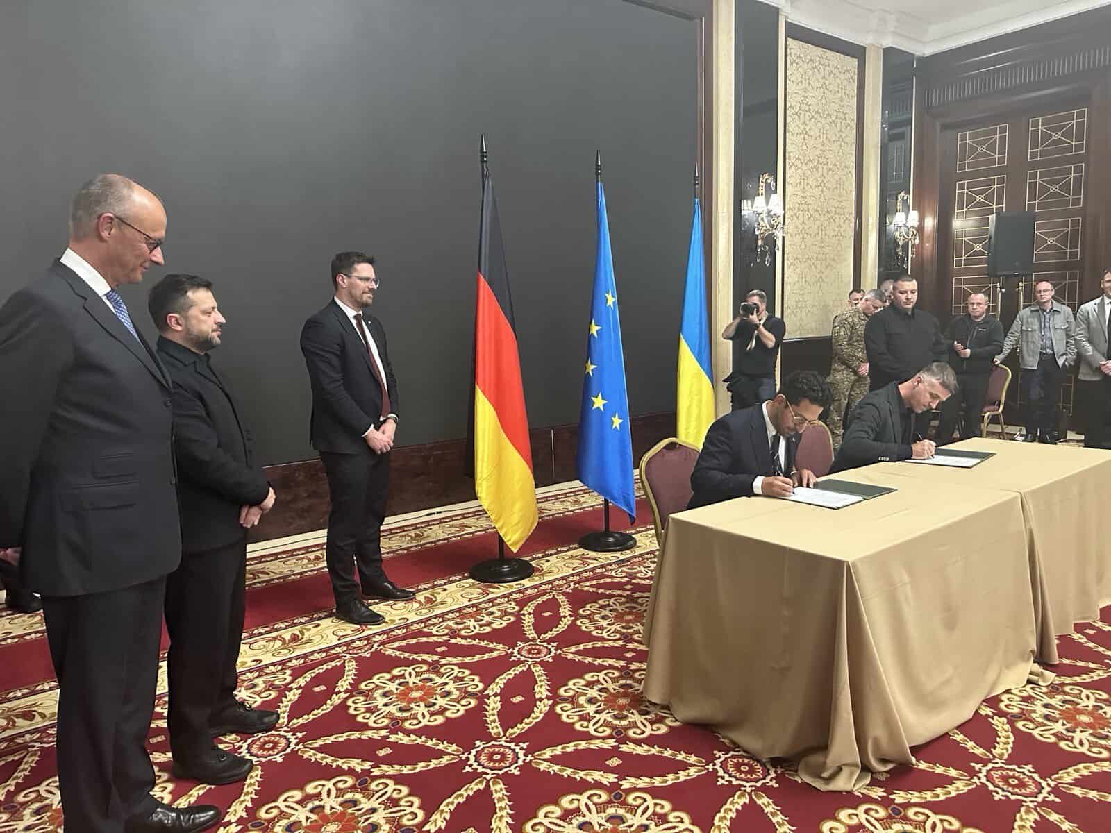 ARX Robotics and Roboneers Sign Agreement to Jointly Develop UGVs