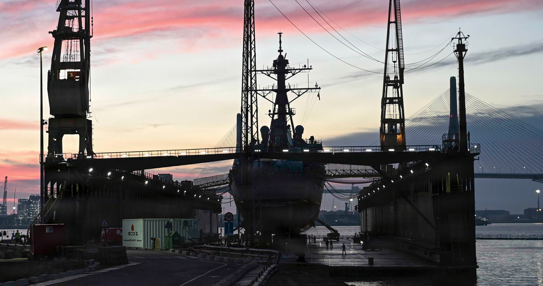 Американський есмінець Arleigh Burke вперше пройшов докування на верфі Navantia в Іспанії