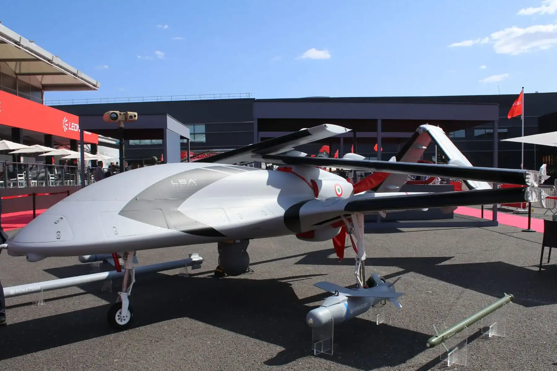 Італія купує безпілотники Astore Levante на базі Bayraktar TB3