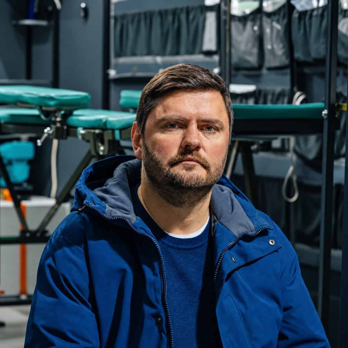 Поранений — не вантаж: як адаптувати логістичні НРК для медичної евакуації