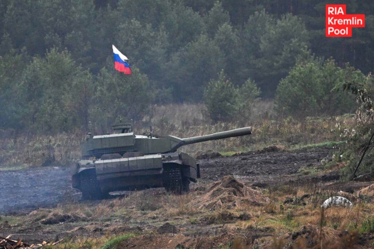 Russia Deploys Shturm Heavy Robotic System During Military Exercises