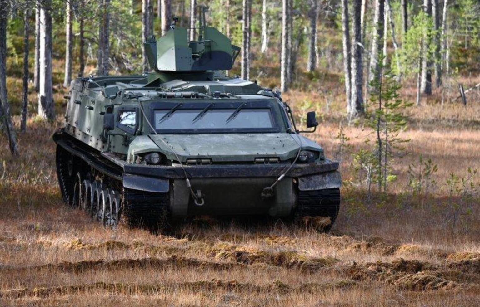 Фінляндія та Швеція замовили тестову партію нових гусеничних бронемашин TRACKX